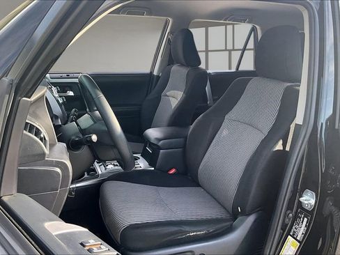 Used 2016 Toyota 4Runner SR5 RWD image 20