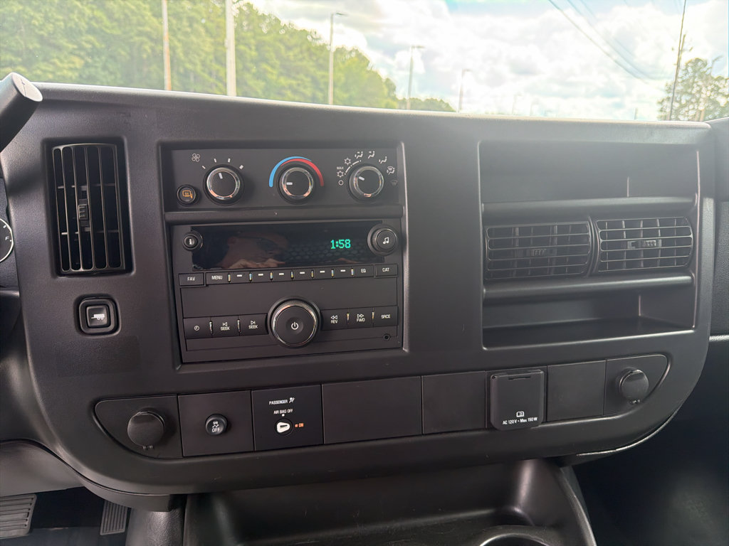 Used 2025 Chevrolet Express 2500 w/ Driver Convenience Package RWD image 11