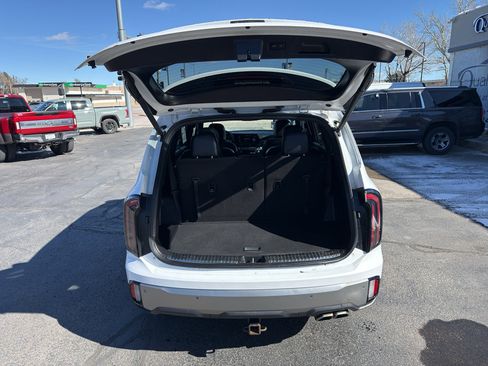 Used 2023 Kia Telluride SX X-Line image 12
