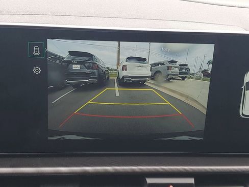 New 2026 Kia Sportage EX image 17