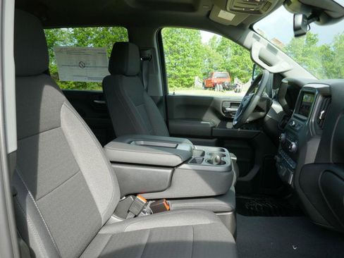 New 2026 Chevrolet Silverado 2500 Custom w/ Custom Value Package AWD/4WD image 10