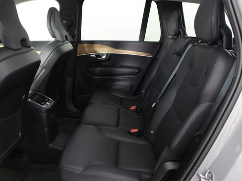 Certified 2024 Volvo XC90 T8 Plus w/ Protection Package Premier image 32