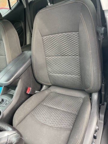 Used 2018 GMC Terrain SLE w/ Driver Convenience Package AWD/4WD image 8