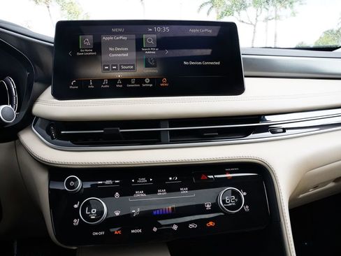 Used 2023 INFINITI QX60 Luxe w/ Performance Audio Package FWD image 22