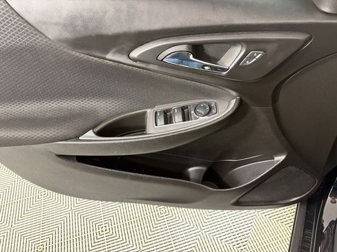 Used 2023 Chevrolet Malibu RS FWD image 11