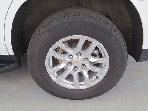 Used 2024 Chevrolet Tahoe LT image 33