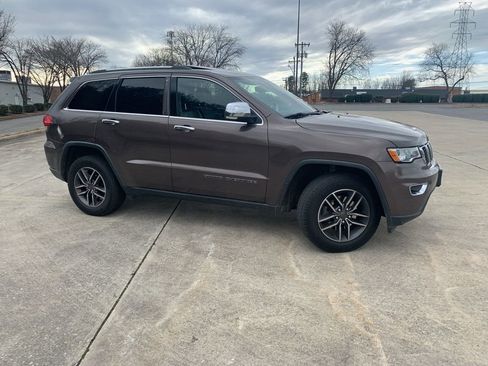 Used 2019 Jeep Grand Cherokee Limited image 5