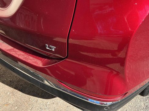 Certified 2018 Chevrolet Equinox LT image 8