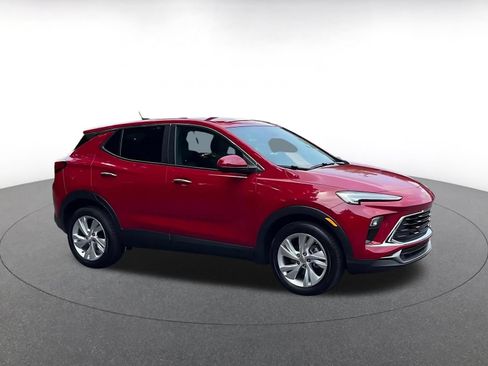 Used 2026 Buick Encore GX Preferred FWD image 2