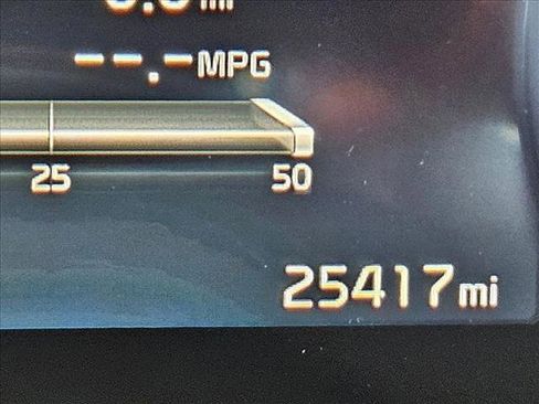 Used 2024 Kia Carnival LX image 13