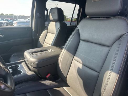 Certified 2024 Chevrolet Suburban High Country AWD/4WD image 13