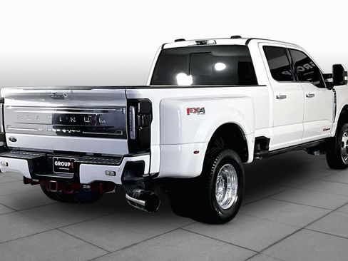 Used 2024 Ford F350 Platinum w/ FX4 Off-Road Package AWD/4WD image 12
