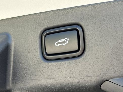 New 2026 Kia Niro Wind FWD image 10