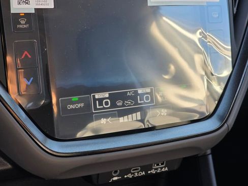 New 2026 Subaru Crosstrek 2.5i Limited w/ Crosstrek Mirror Package image 28