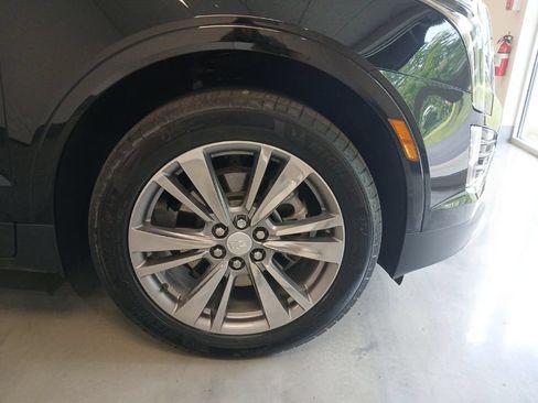 Certified 2024 Cadillac XT5 Premium Luxury AWD/4WD image 7