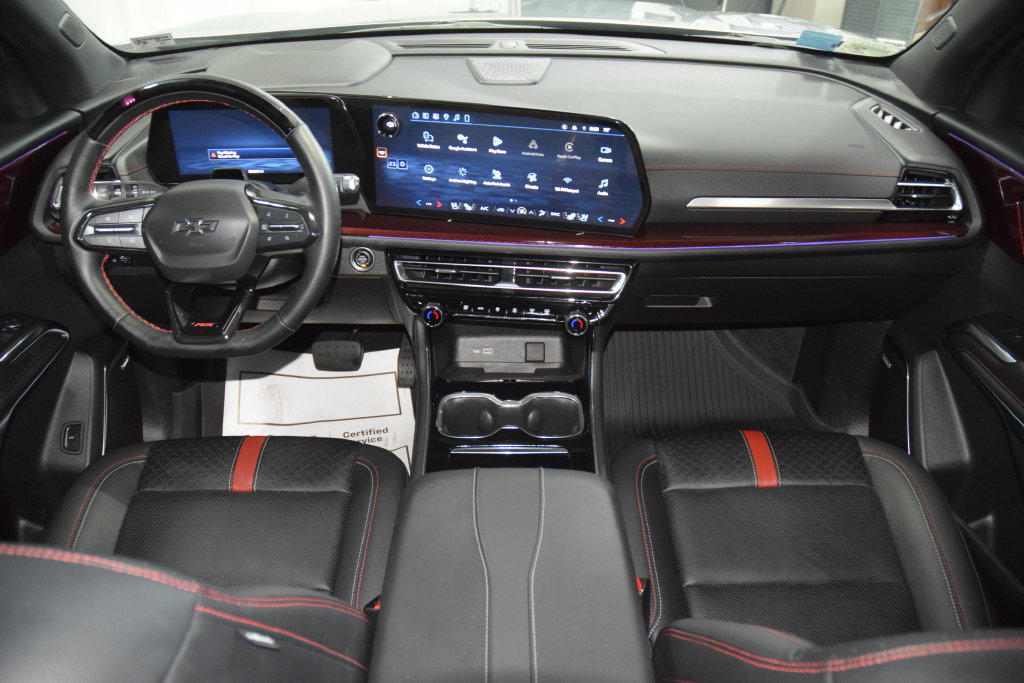 Used 2024 Chevrolet Traverse RS AWD/4WD image 32