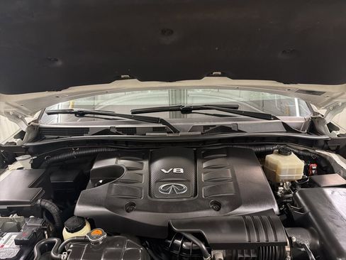 Used 2015 INFINITI QX80 2WD w/ Deluxe Technology Package image 40