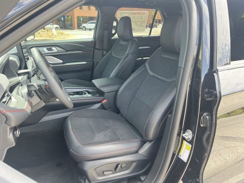 New 2026 Ford Explorer ST AWD/4WD image 18