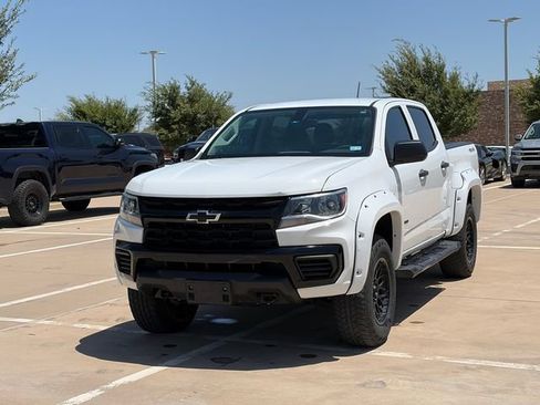Used 2022 Chevrolet Colorado W/T w/ WT Convenience Package AWD/4WD image 3