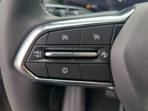 New 2026 Chevrolet Traverse LT w/ Midnight/Sport Edition image 28