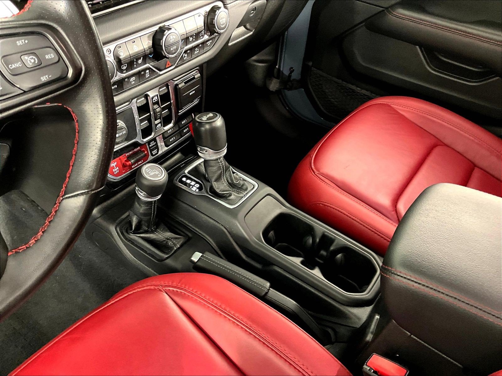 Used 2024 Jeep Wrangler Unlimited Rubicon 392 AWD/4WD image 18