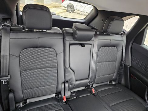 New 2026 Ford Escape SE FWD image 13