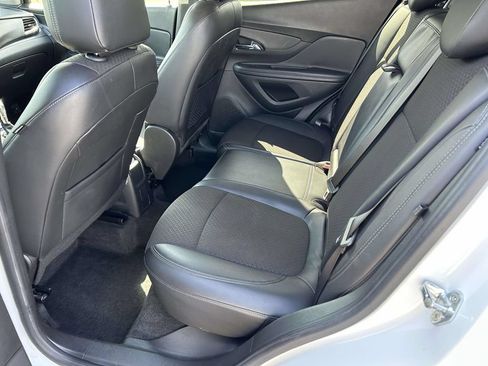 Used 2021 Buick Encore Preferred FWD image 15
