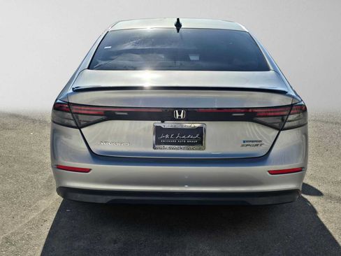 Used 2024 Honda Accord Sport image 4