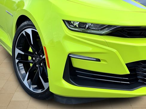 Used 2020 Chevrolet Camaro SS RWD image 44