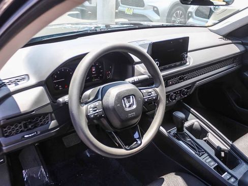 Used 2023 Honda Accord LX image 23