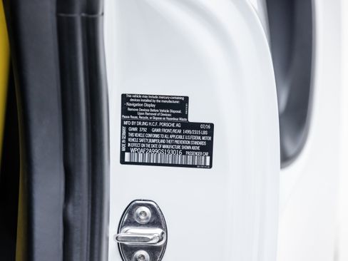 Used 2016 Porsche 911 GT3 RS image 52