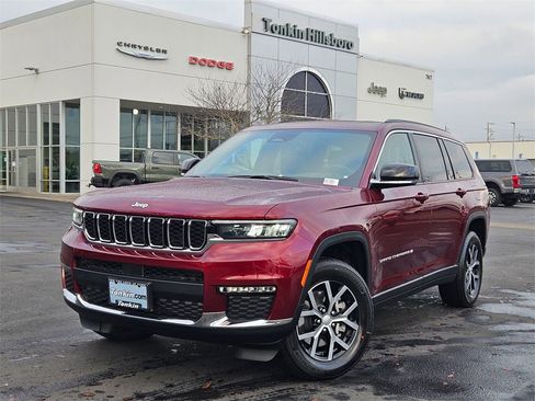 New 2025 Jeep Grand Cherokee L Limited w/ Trailer Tow Package image 2