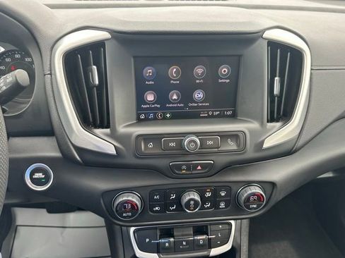 Used 2023 GMC Terrain SLE w/ Driver Convenience Package FWD image 25