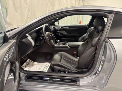 Used 2025 BMW M8 Competition AWD/4WD image 2