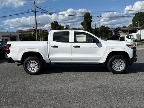 New 2026 Chevrolet Colorado W/T image 2