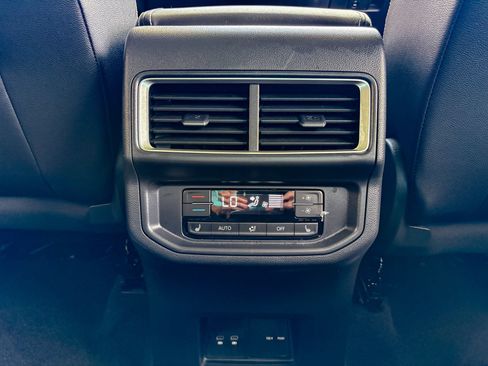 Used 2026 Volkswagen Atlas SEL Premium R-Line AWD/4WD image 31