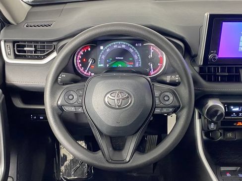 Certified 2025 Toyota RAV4 LE AWD/4WD image 18