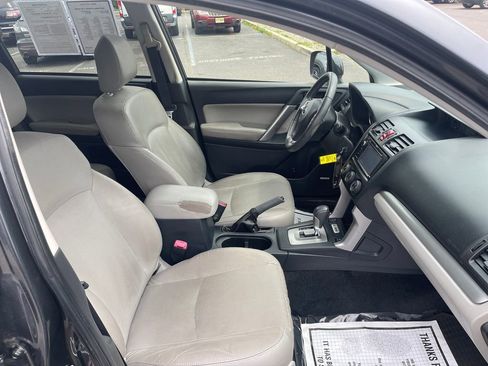 Used 2015 Subaru Forester 2.5i Limited AWD/4WD image 34