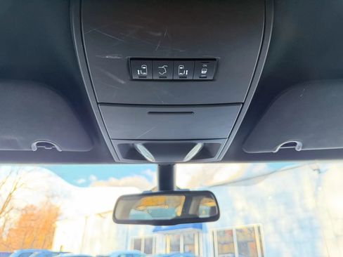 Used 2019 Dodge Grand Caravan SXT image 27