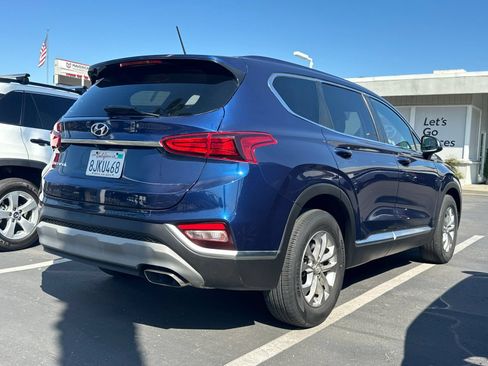 Used 2019 Hyundai Santa Fe SE FWD image 3