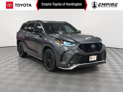 Used 2023 Toyota Highlander XSE image 1