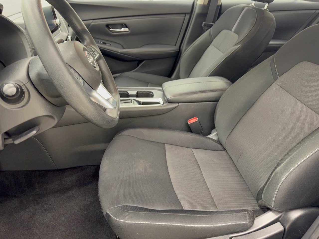 Used 2025 Nissan Sentra SV FWD image 5