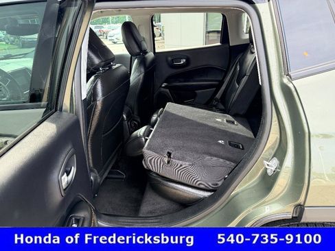 Used 2018 Jeep Compass Limited w/ Navigation Group AWD/4WD image 17
