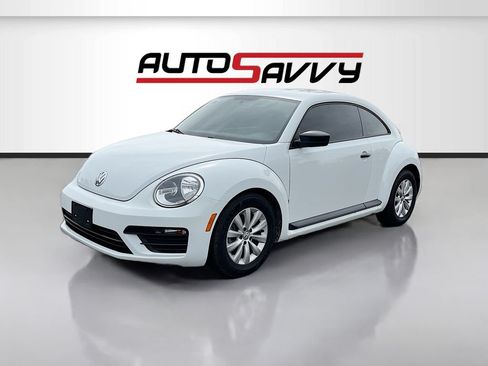 Used 2018 Volkswagen Beetle 2.0T S FWD image 3