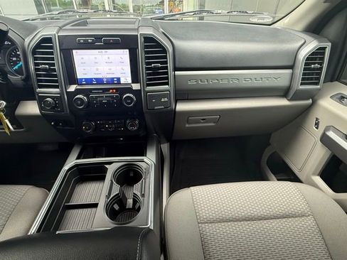 Used 2022 Ford F250 XLT w/ XLT Premium Package image 21