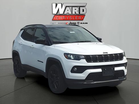 New 2023 Jeep Compass Altitude w/ Sun and Sound Group image 14