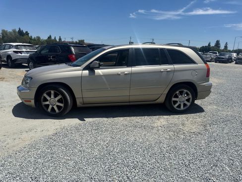 Used 2006 Chrysler Pacifica Limited AWD/4WD image 8