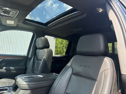 Used 2022 GMC Sierra 1500 Denali AWD/4WD image 14