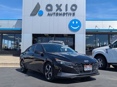 Used 2023 Hyundai Elantra Limited