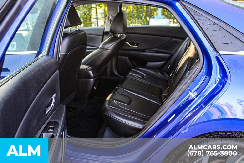 Used 2024 Hyundai Elantra Limited FWD image 16